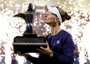 Krejcikova ve Medveedev şampiyon