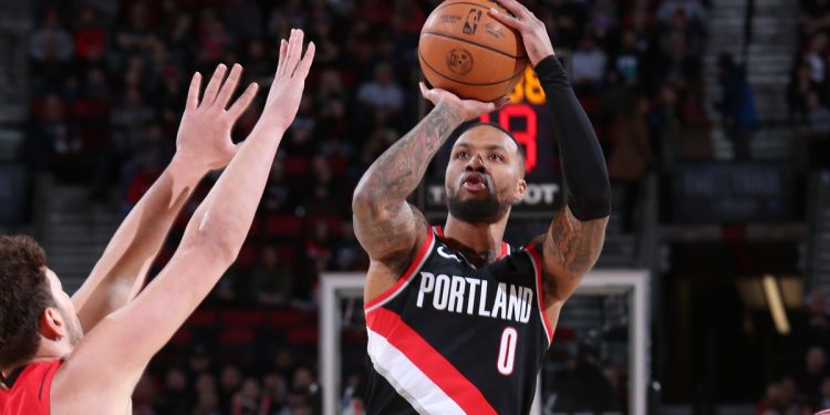 Lillard’dan tarihi performans