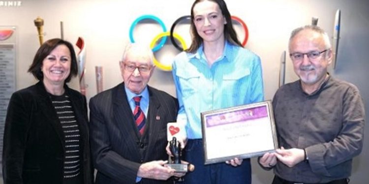 Eda Erdem Dündar “2021 fair play” ödülünü aldı