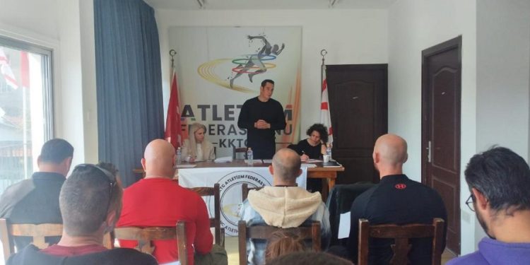 Faaliyet ve mali raporlar oy birliği ile kabul edildi