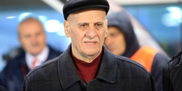 Ahmet Suat Özyazıcı 87 yaşında vefat etti