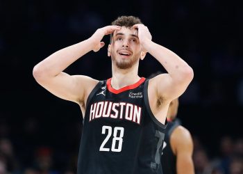 Houston Rockets Başantrenörü Silas’tan Alperen Şengün’e övgü