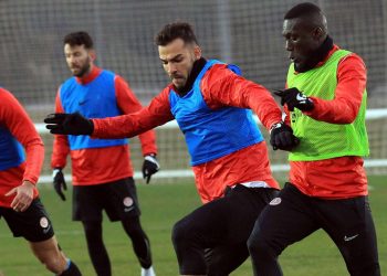 Antalyaspor Beşiktaş maçına 18 eksikle çıkacak