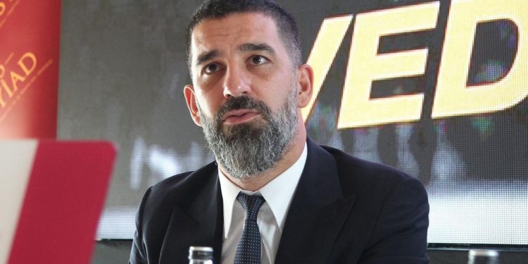 Arda Turan vergi kaçırmakla suçlandı