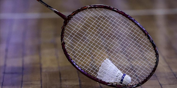 Milli badmintoncu Neslihan Yiğit Arın’dan gümüş madalya