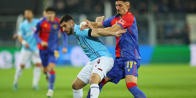 Trabzonspor Basel karşısında