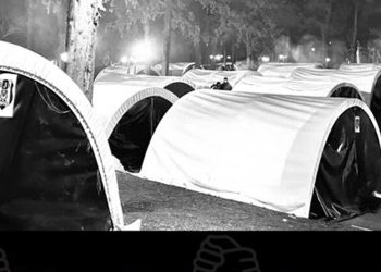 Beşiktaş depremzedeler için çadır kent kurdu