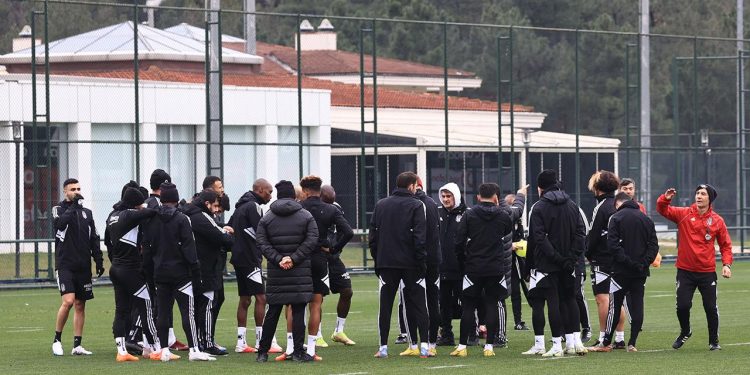 Beşiktaş’ta Şenol Güneş takımın temposundan memnun