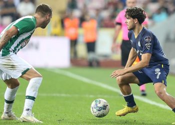 Fenerbahçe Konyaspor’u ağırlayacak