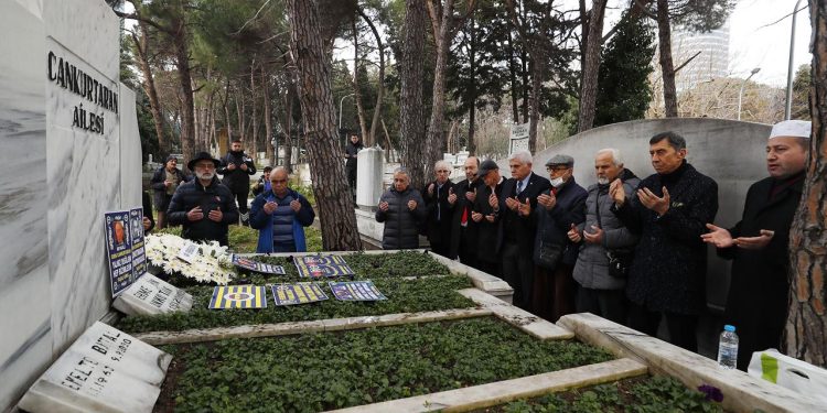 Fenerbahçe’nin eski başkanlarından Mehmet Emin Cankurtaran anıldı