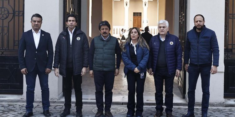 Fenerbahçeli yöneticilerden Hatay’a ziyaret