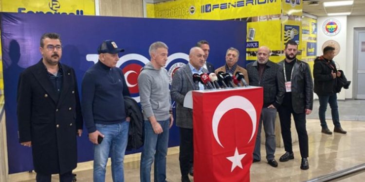 TFF Başkanı Büyükekşi ve kulüp başkanları Kadıköy’de ‘Omuz Omuza’