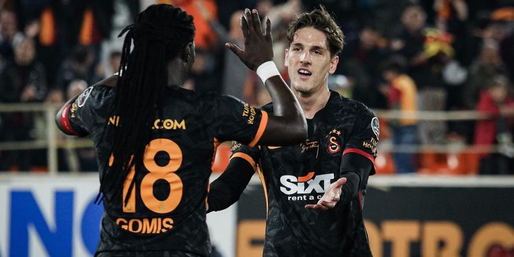 Galatasaray’ın yeni transferi Zaniolo ilk maçında golünü attı