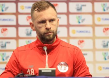 Antalyaspor’da Hakan Özmert ile yollar ayrıldı