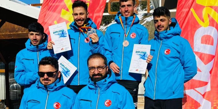 Kayaklı Koşu Milli Takımı’ndan 3 madalya