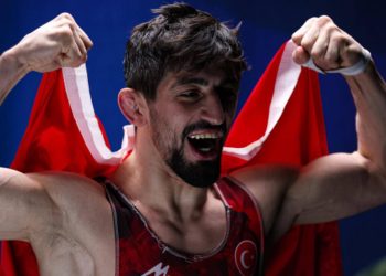 Milli güreşçi Kerem Kamal’dan altın madalya
