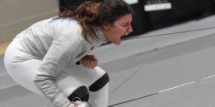 Milli eskrimci Nisanur Erbil’den gümüş madalya