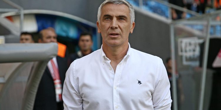 Önder Karaveli Süper Kupa hatırasını depremzedeler için sattı