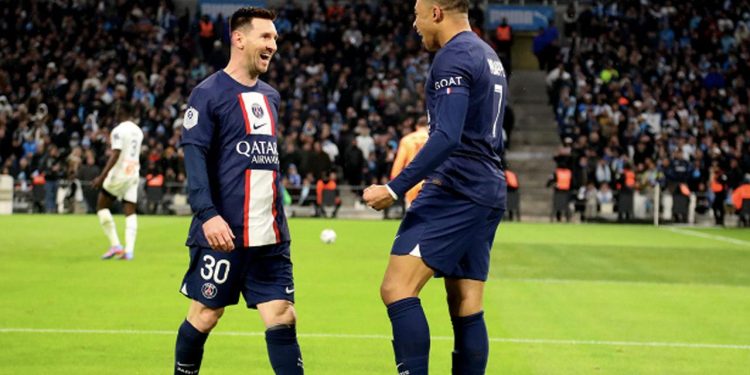 Ligue 1 lideri PSG, rakipleriyle farkı açtı