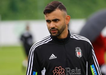 Beşiktaş’ta Rachid Ghezzal yine sakatlandı