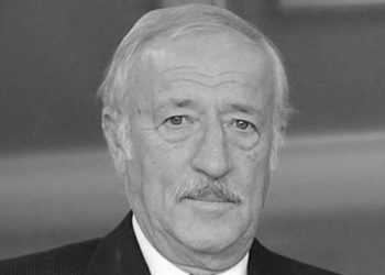 Türk futbolunun efsane isimlerinden Ziya Şengül, hayatını kaybetti