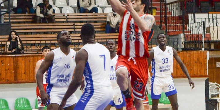 Koopspor’dan rahat galibiyet: 77-34
