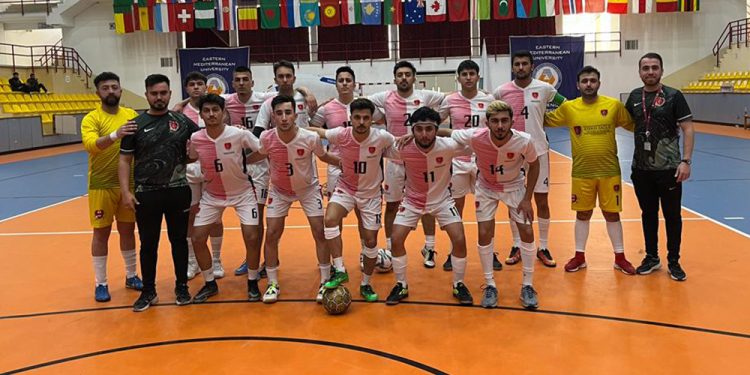 DAÜ, Rauf Denktaş Üniversitesi’ni farklı yendi. 9-2