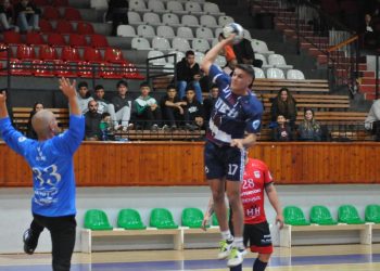 Hentbolda kazanan UKÜ: 31-23