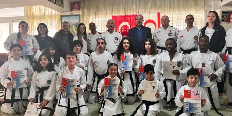 Taekwondocular diplomlalarını aldı