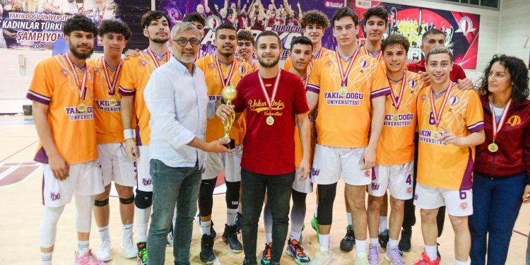 U20’de şampiyonluk YDÜ’nün