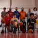 Afeti yaşayan antrenörler çocukları basketbolla motive ediyor