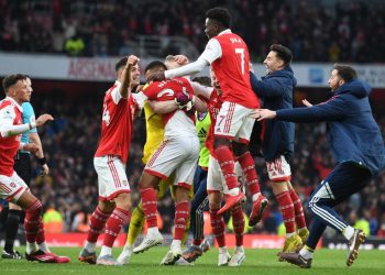 Arsenal uzatma dakikalarında kazandı