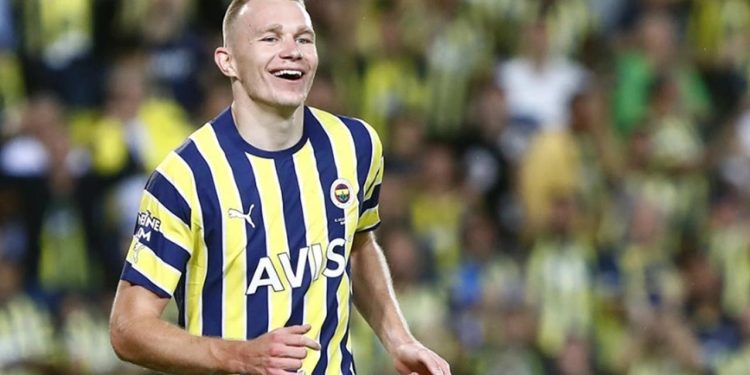 Attila Szalai: Hedefimiz turu geçmek