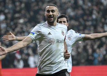 Beşiktaş’ta Cenk Tosun’a sürpriz talip