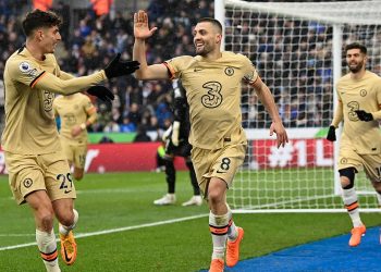 Chelsea üç puana üç golle uzandı
