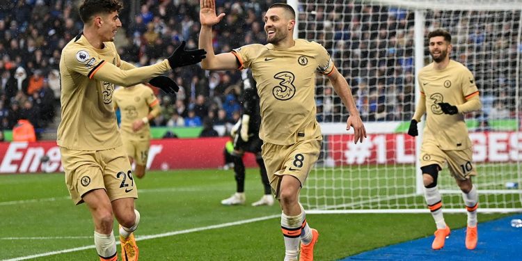 Chelsea üç puana üç golle uzandı