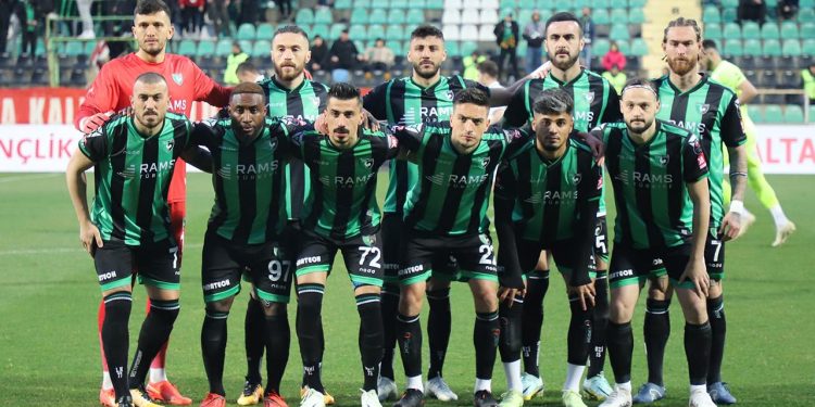 Denizlispor’dan birlik beraberlik çağrısı