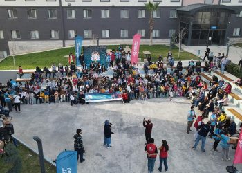 Depremzede çocuklar “İyilik Kupası” ile yaralarını sarıyor