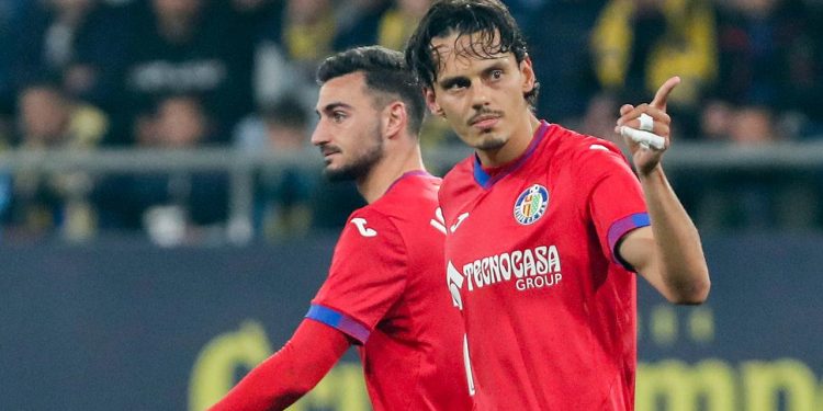 Enes Ünal formunun zirvesinde