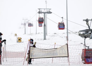 Erciyes Kayak Merkezi’nde sezon devam ediyor