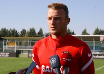 İstanbulspor’dan defansa takviye