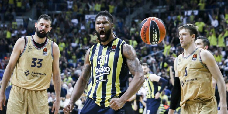 Fenerbahçe Beko Barcelona’yı devirdi