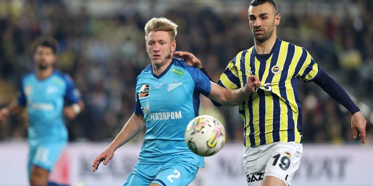 Fenerbahçe, Zenit ile berabere kaldı