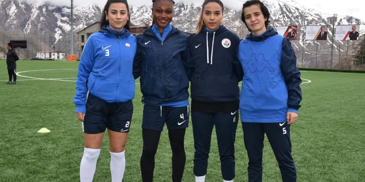 Hakkarigücü Hatayspor’dan 4 futbolcuyu kadrosuna kattı