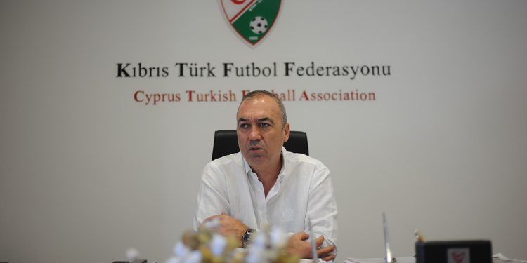 Sertoğlu: “Bizim niyetimiz gençlerimizi futbol sahalarına, sporun içerisine çekmek”