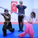 Depremzede kardeşler wushuda madalyalara ulaştı