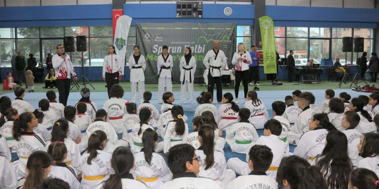 Konya’da 170 tekvando sporcusunun kuşak terfi heyecanı