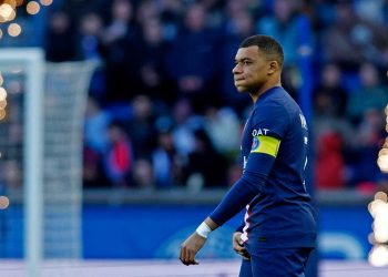 PSG evinde Rennes’e kaybetti