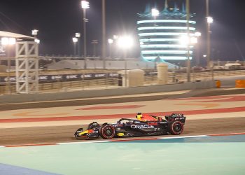 F1’de sezonun ilk yarışını Verstappen kazandı