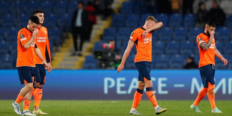 Başakşehir çeyrek finali göremedi